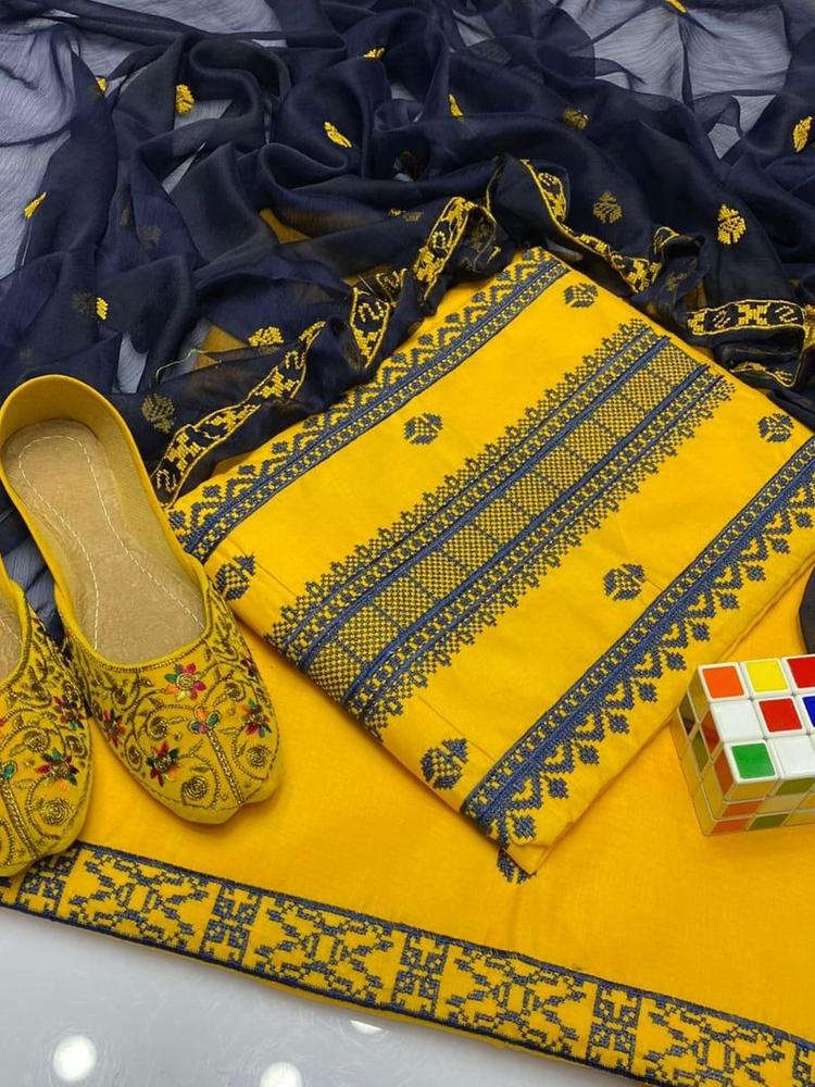 3 PCs Women's Unstitched Cotton Embroidered Suit