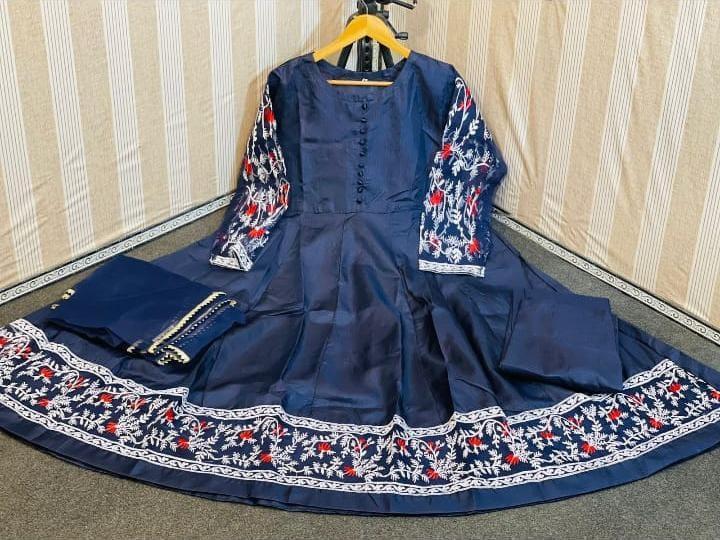 3 Pcs Woman's Stitched Cotton Silk Embroidered Maxi